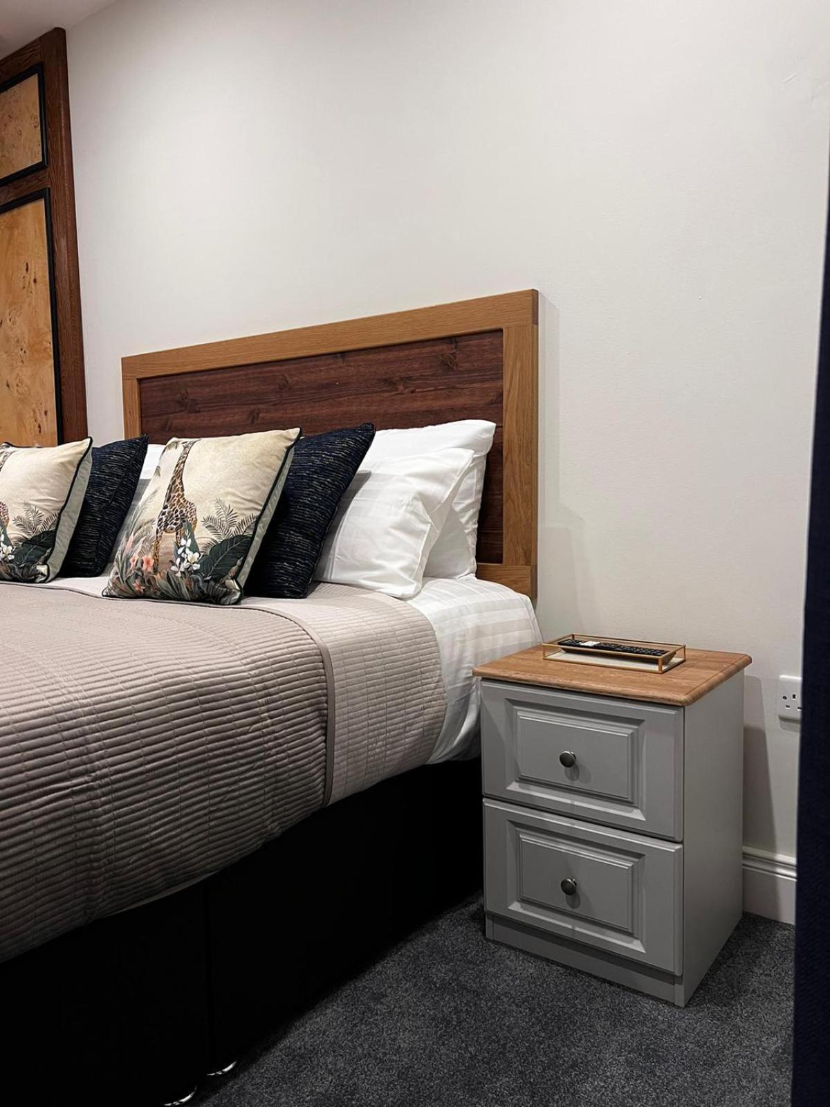 53 Luxury Accommodation メイヌース エクステリア 写真